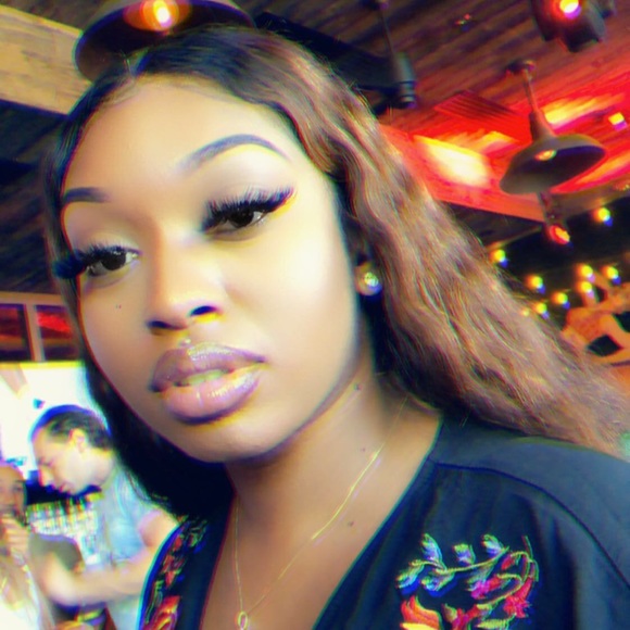 Meet your Posher, Princess - Picture 1 of 1